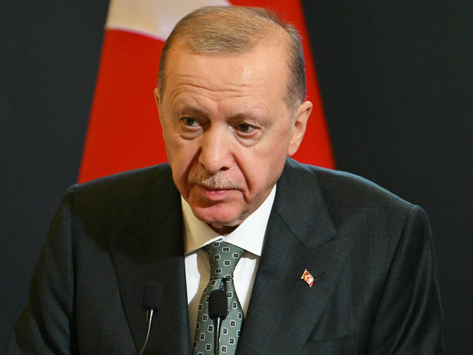 Neue Festnahmen in Istanbul und Adana