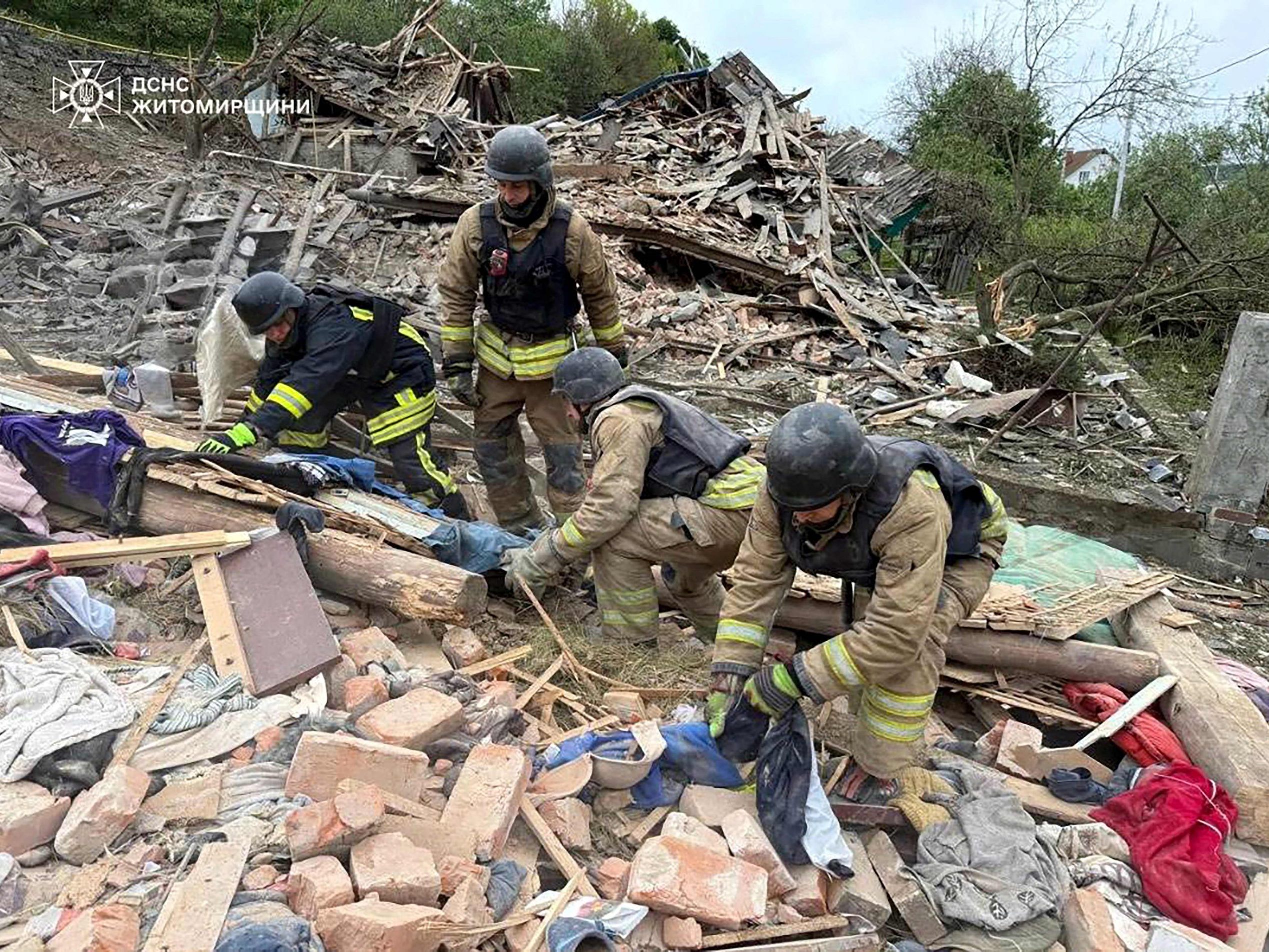 Drohnen: Gamechanger im Ukraine-Krieg (Bild: APA/AFP/Ukrainian State Emergency Servic/HANDOUT)
