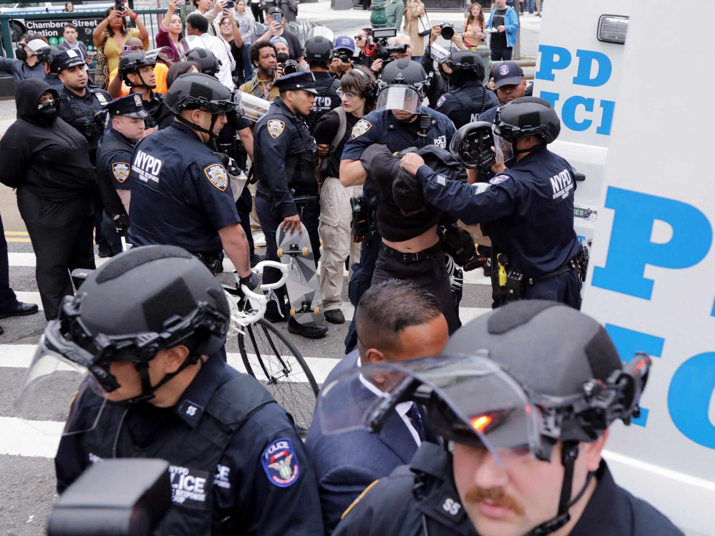 Massive Protest gegen Trump-Politik Massive Protest gegen Trump-Politik