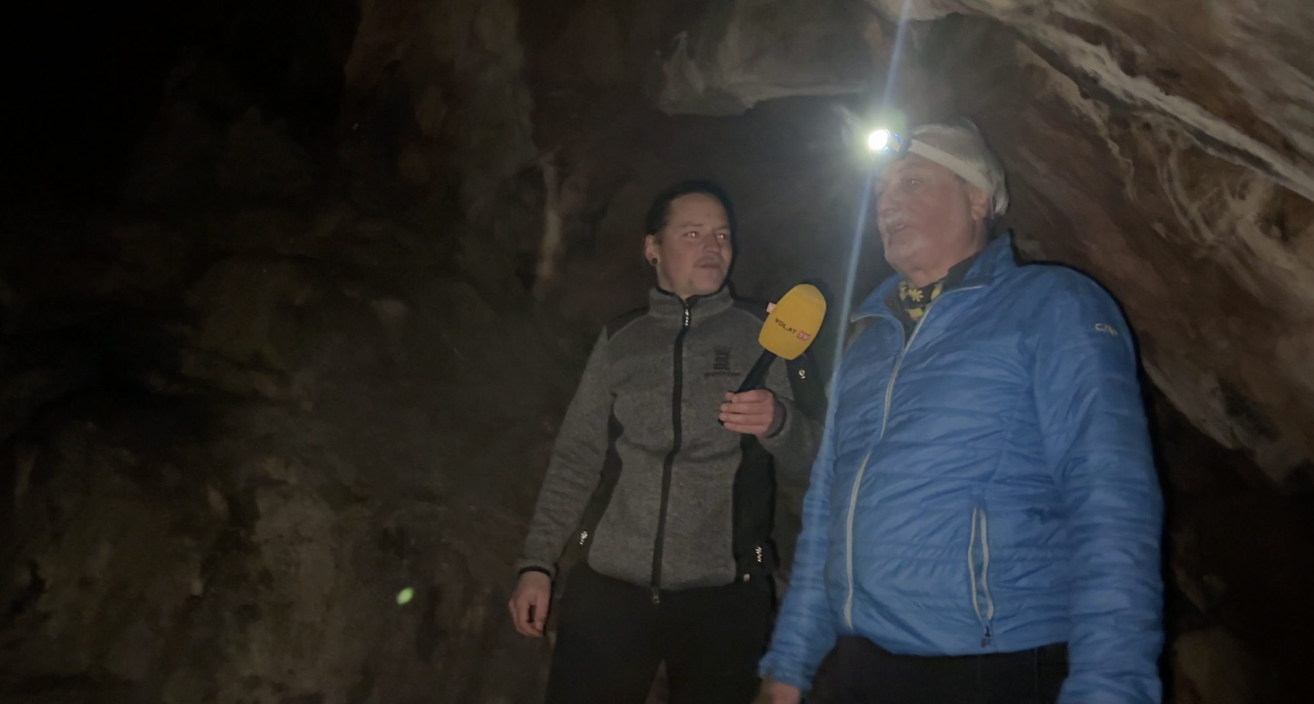 Platzangst, Höhenangst oder Angst vor Spinnen kennen die Reporter nicht.