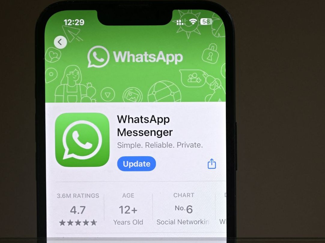 WhatsApp führt neue Funktionen für den Status ein, darunter Musik, Collagen und individuell anpassbare Sticker. WhatsApp führt neue Funktionen für den Status ein, darunter Musik, Collagen und individuell anpassbare Sticker.