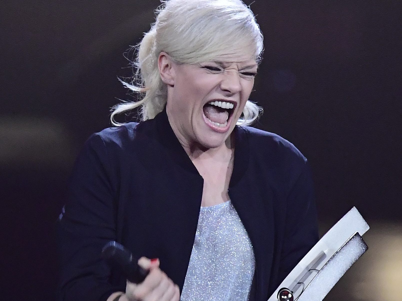 Ina Müller startet ihre Deutschlandtour 2026/27. Tickets ab 27. Juni. Neues Album '6.0' vorbestellbar.
