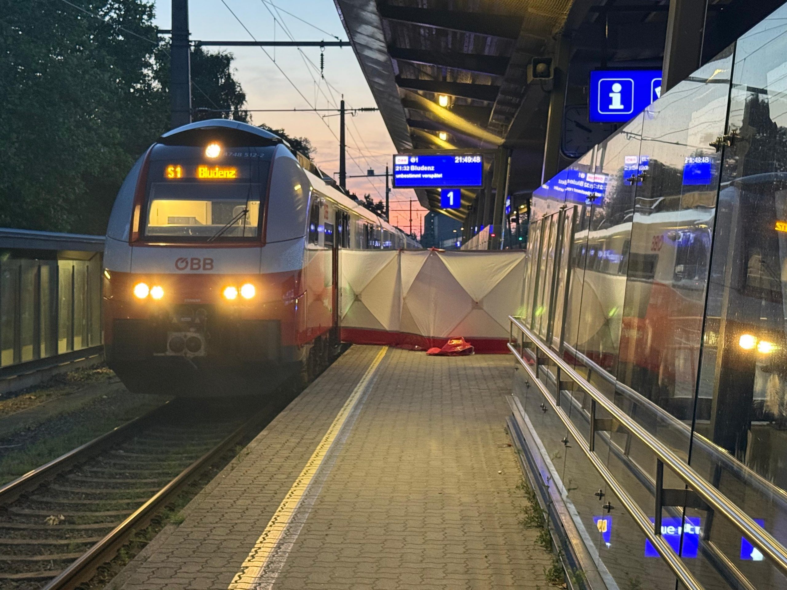 Einsatz am Bahnhof Lochau.