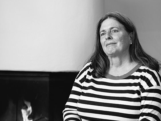 Ruth Laner blickt zurück auf vier Jahrzehnte Bankgeschichte – zwischen Schreibmaschine, Schilling und digitalem Wandel.