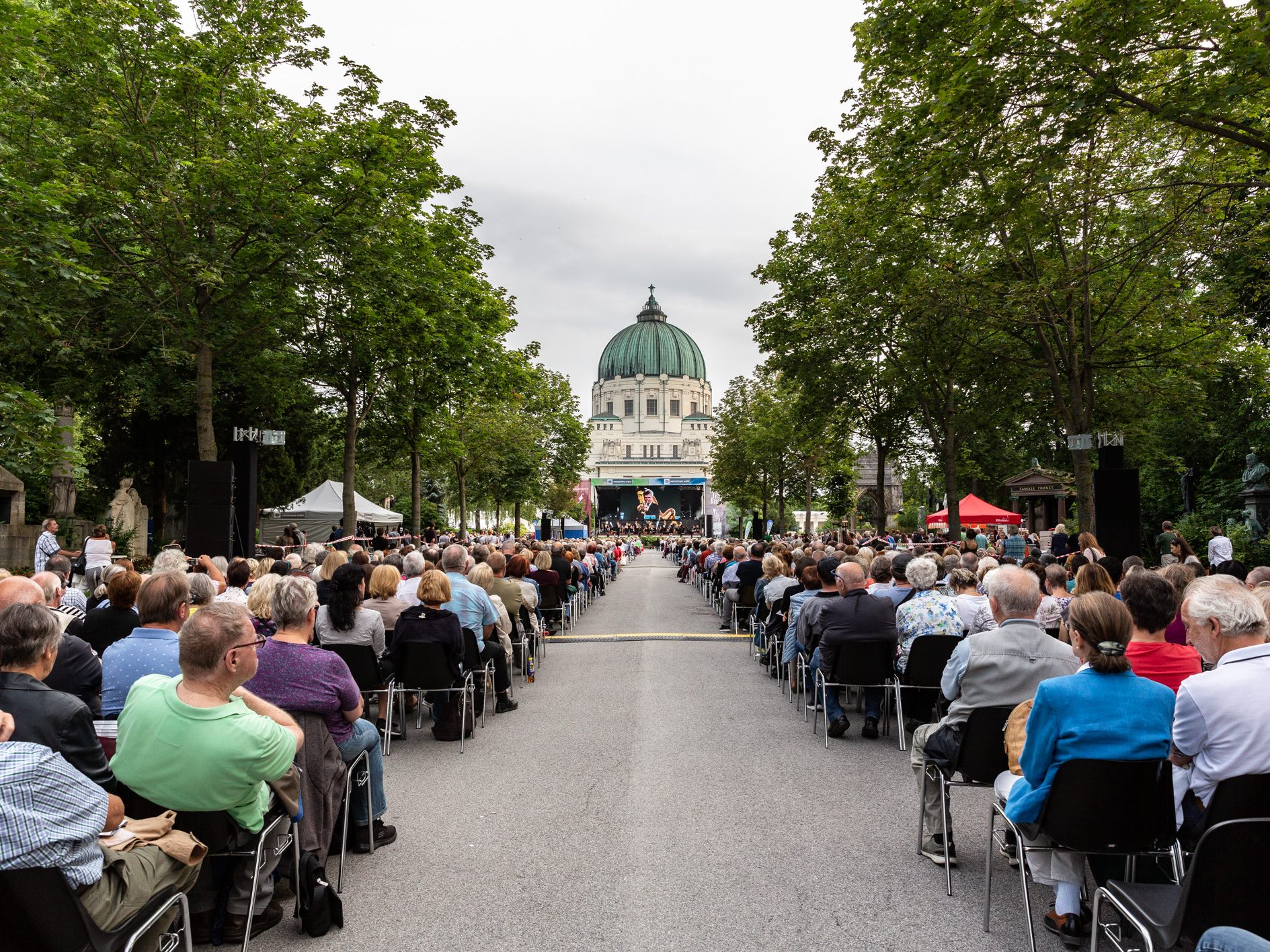 Auch heuer findet am Wiener Zentralfriedhof wieder ein "Nachklang"-Konzert unter freiem Himmel statt.