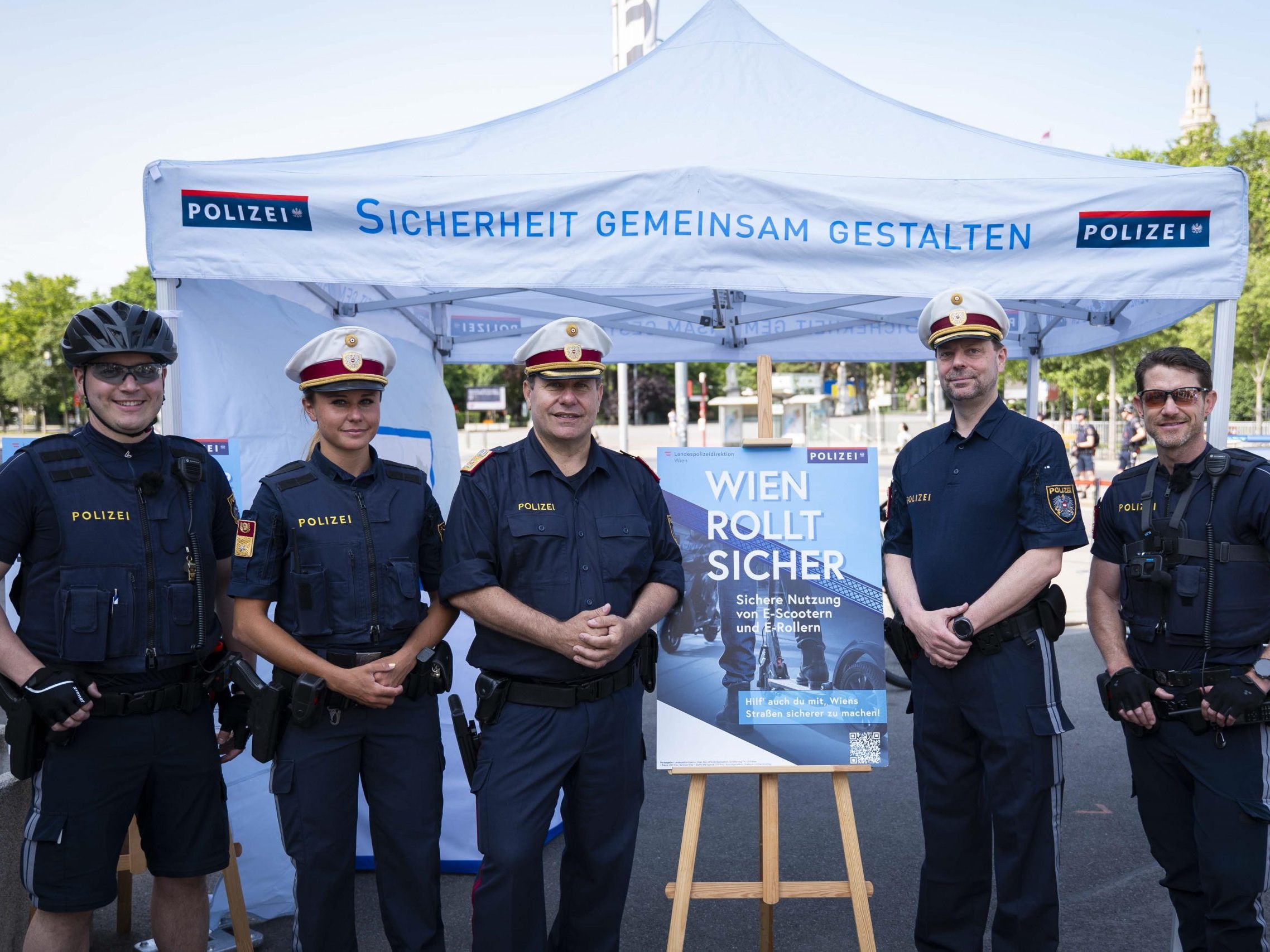 Die Kampagne "Wien rollt sicher" erklärt Regeln bei der E-Scooter-Nutzung. Die Kampagne "Wien rollt sicher" erklärt Regeln bei der E-Scooter-Nutzung.