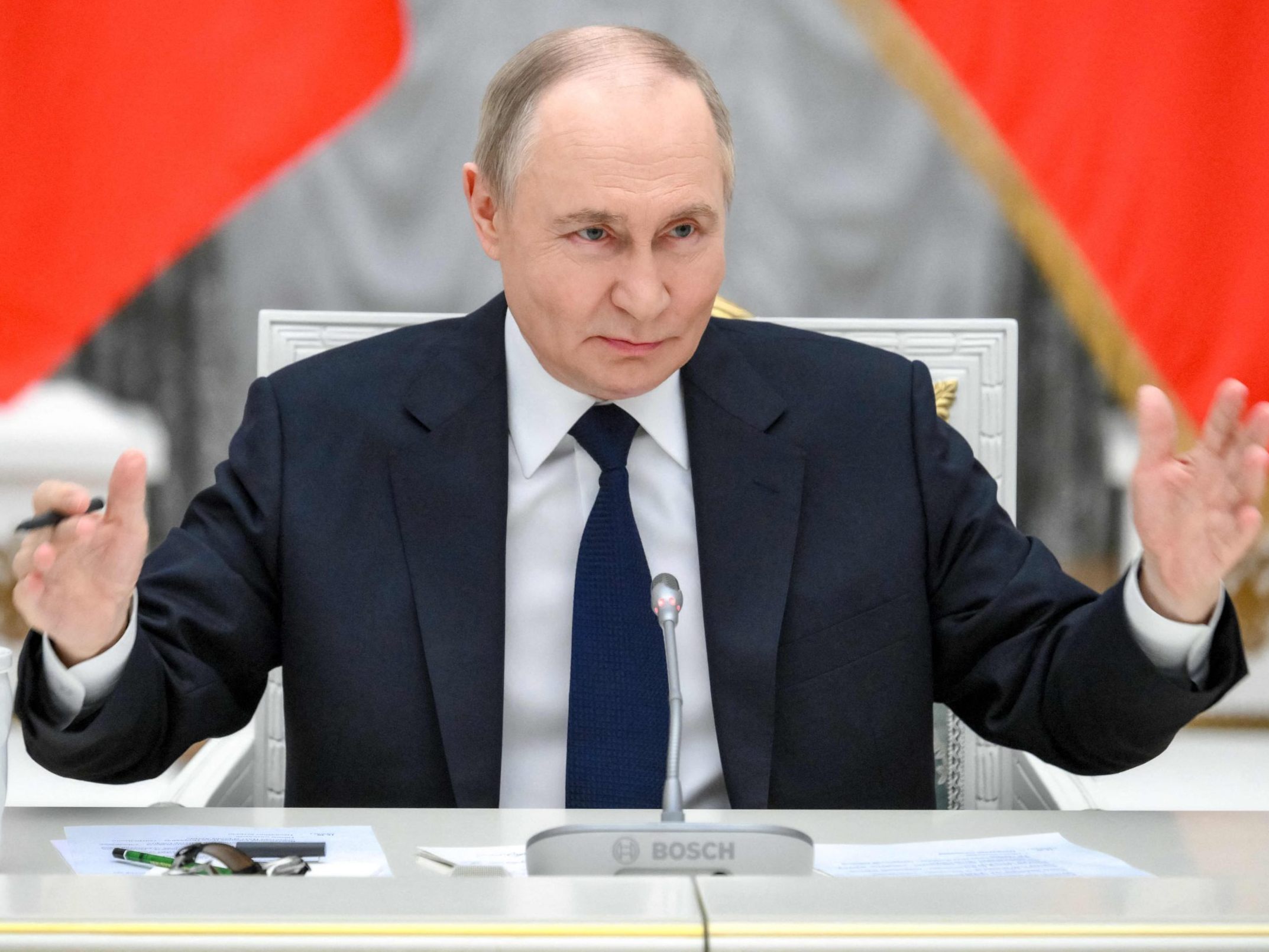 Putins große Chip-Krise: Russische Eigenproduktion scheitert bisher. Putins große Chip-Krise: Russische Eigenproduktion scheitert bisher.