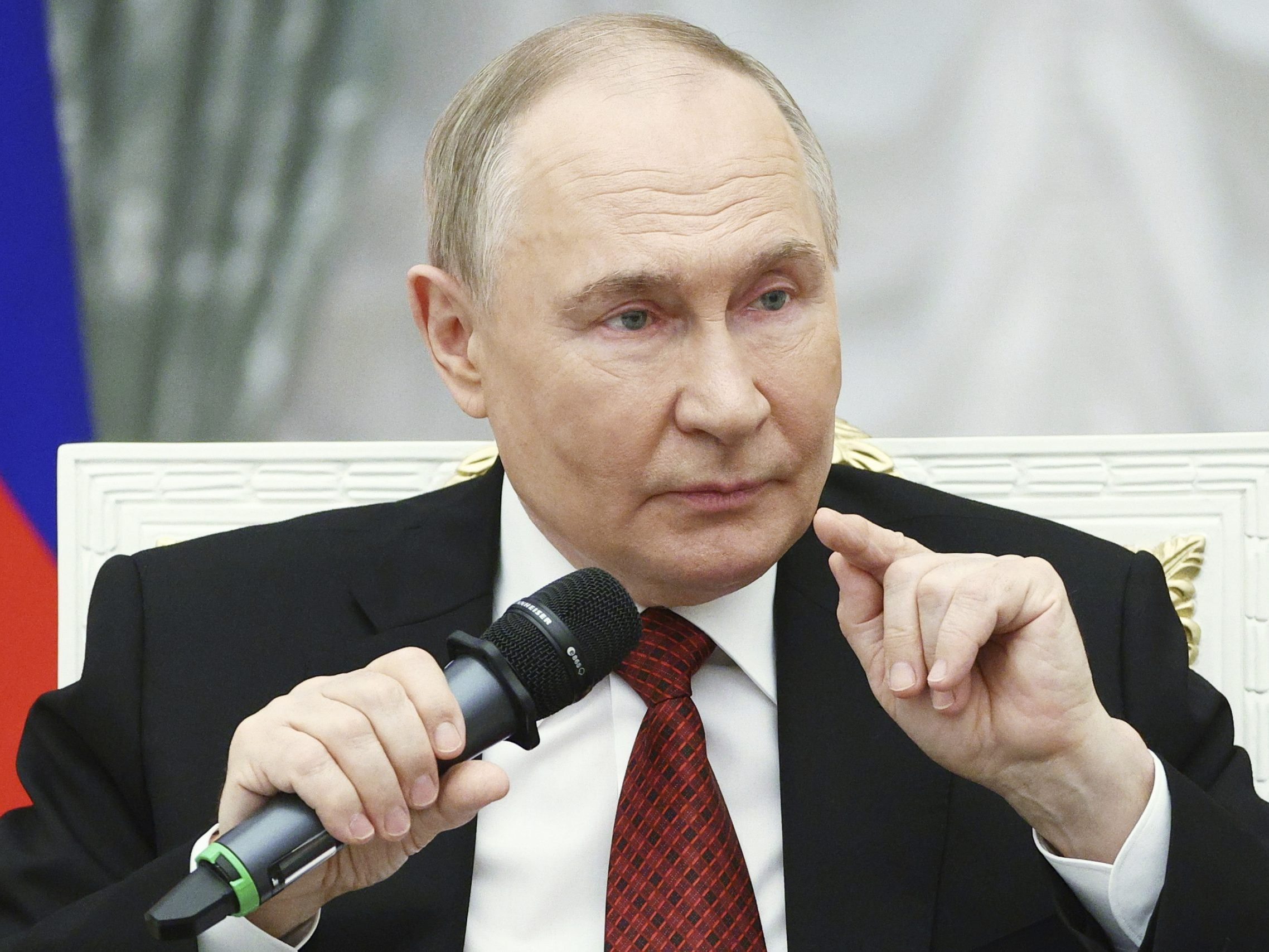 Putins Tochter: Skandal in Pariser Kunstszene