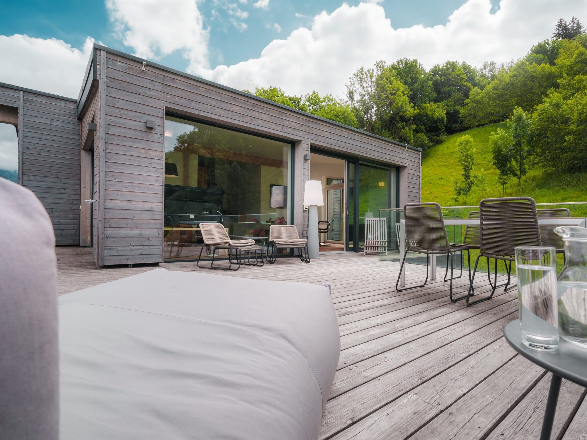 From busy to balanced – willkommen im Coburg Flow. From busy to balanced – willkommen im Coburg Flow.