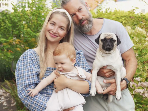 Charlotte Weise: Mama-Alltag und Familienzuwachs Charlotte Weise: Mama-Alltag und Familienzuwachs