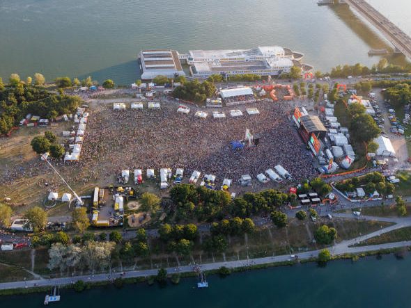 Das Donauinselfest 2026 wird auf das erste Juli-Wochenende verschoben. Das Donauinselfest 2026 wird auf das erste Juli-Wochenende verschoben.