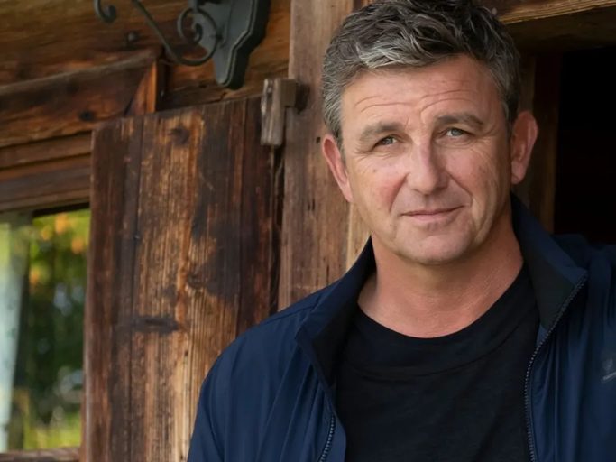Erlebe den ZDF-Fernsehgarten mit Hans Sigl und gewinne einen exklusiven Bergdoktor-Setbesuch. (Bild: ZDF/Erika Hauri)