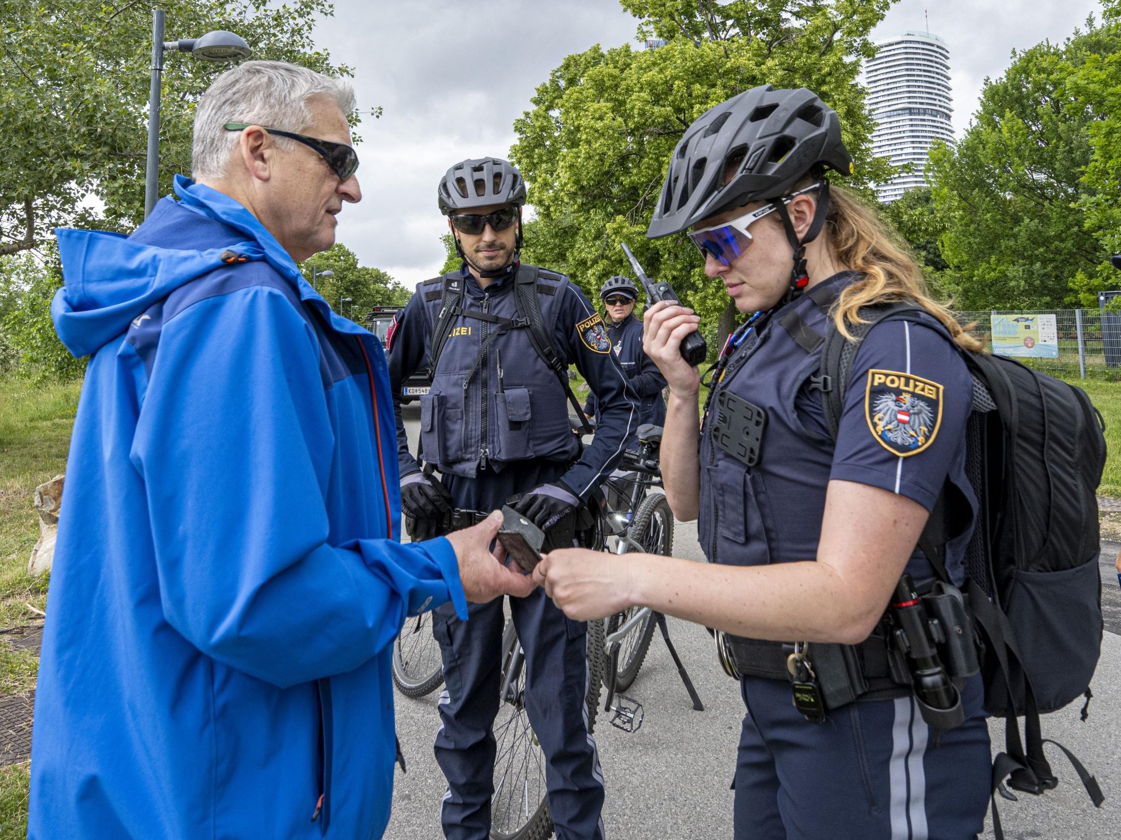 Polizeiliche Schwerpunktaktion auf der Wiener Donauinsel.
