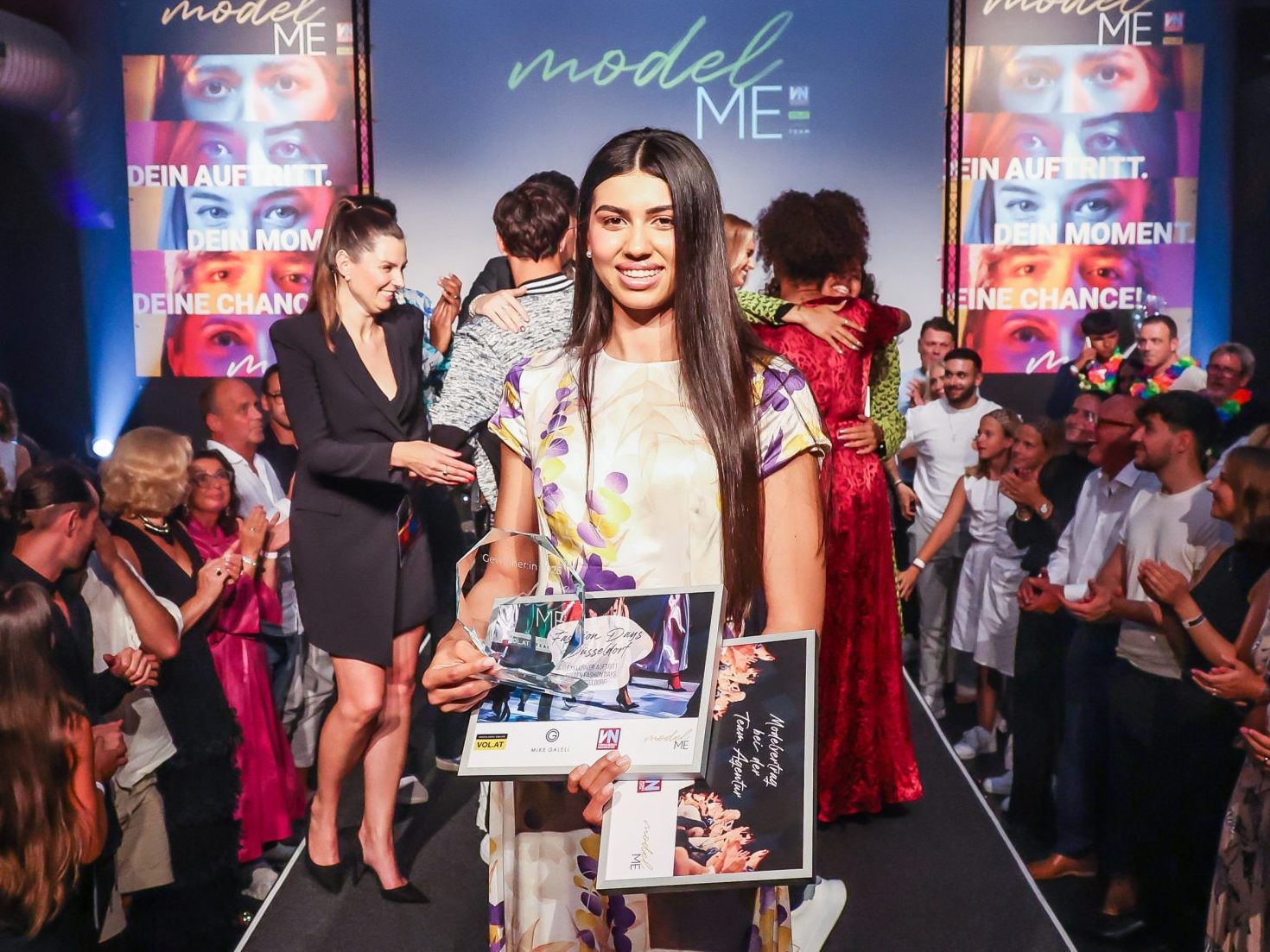 Vom Casting direkt zum Titel: Jennifer Teles gewinnt Model-Wettbewerb Vom Casting direkt zum Titel: Jennifer Teles gewinnt Model-Wettbewerb