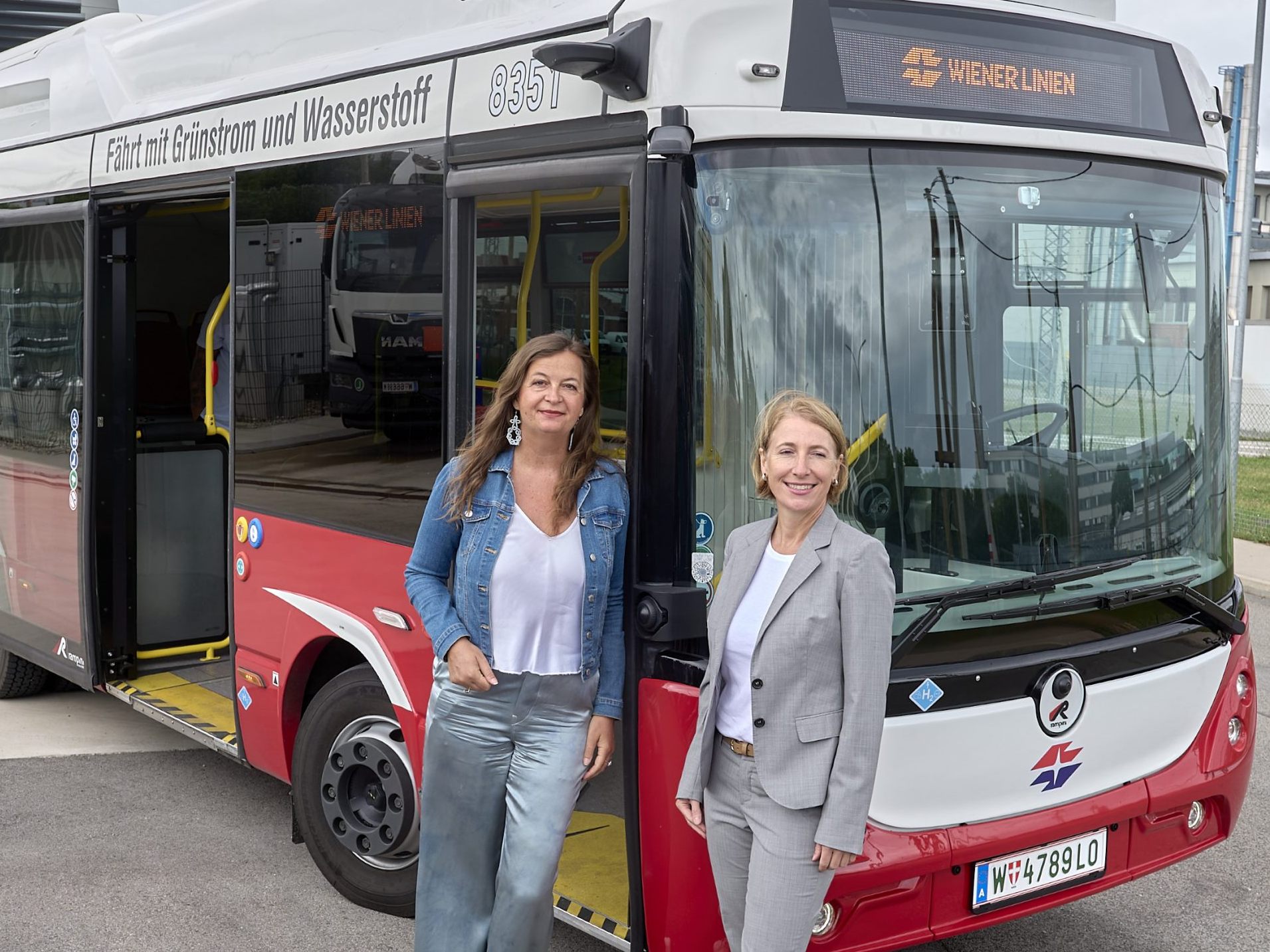 Öffi-Stadträtin Ulli Sima, technische Geschäftsführerin Wiener Linien Gudrun Senk Öffi-Stadträtin Ulli Sima, technische Geschäftsführerin Wiener Linien Gudrun Senk