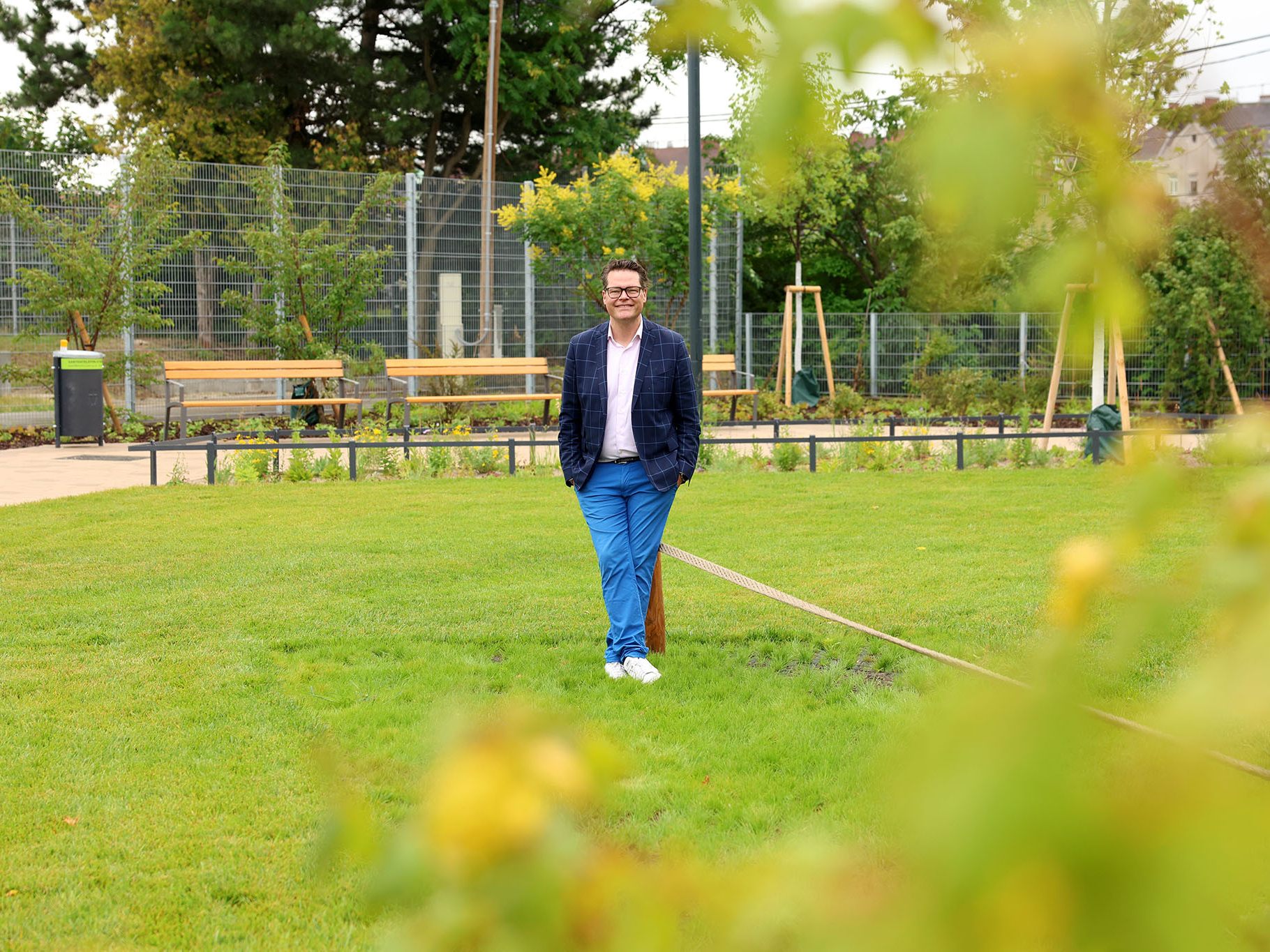 Wiens neue Parkanlage bringt Schatten, Sport und Biodiversität. Wiens neue Parkanlage bringt Schatten, Sport und Biodiversität.