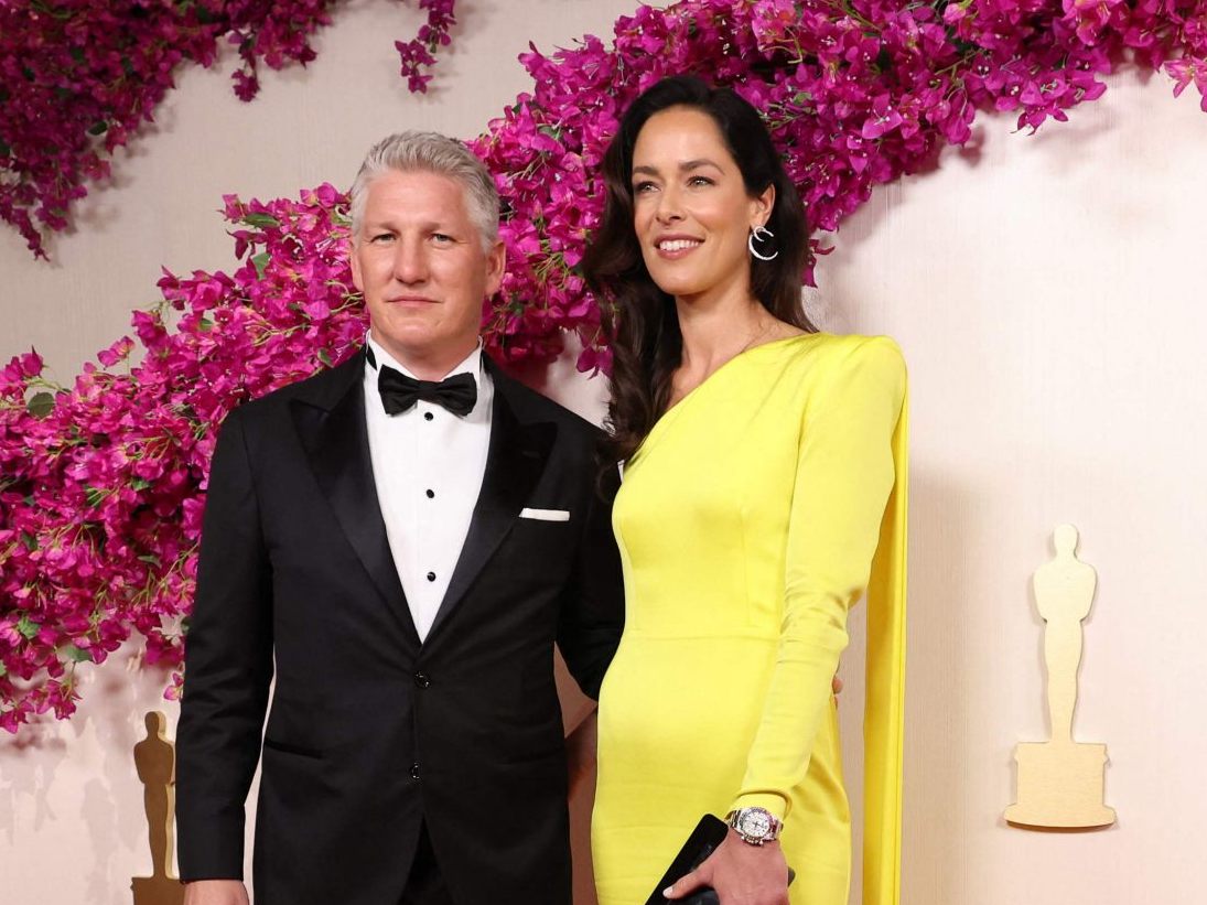 Ehemalige Tennisspielerin Ana Ivanović bestätigt Trennung von Ex-Fußballstar Bastian Schweinsteiger. Ehemalige Tennisspielerin Ana Ivanović bestätigt Trennung von Ex-Fußballstar Bastian Schweinsteiger.