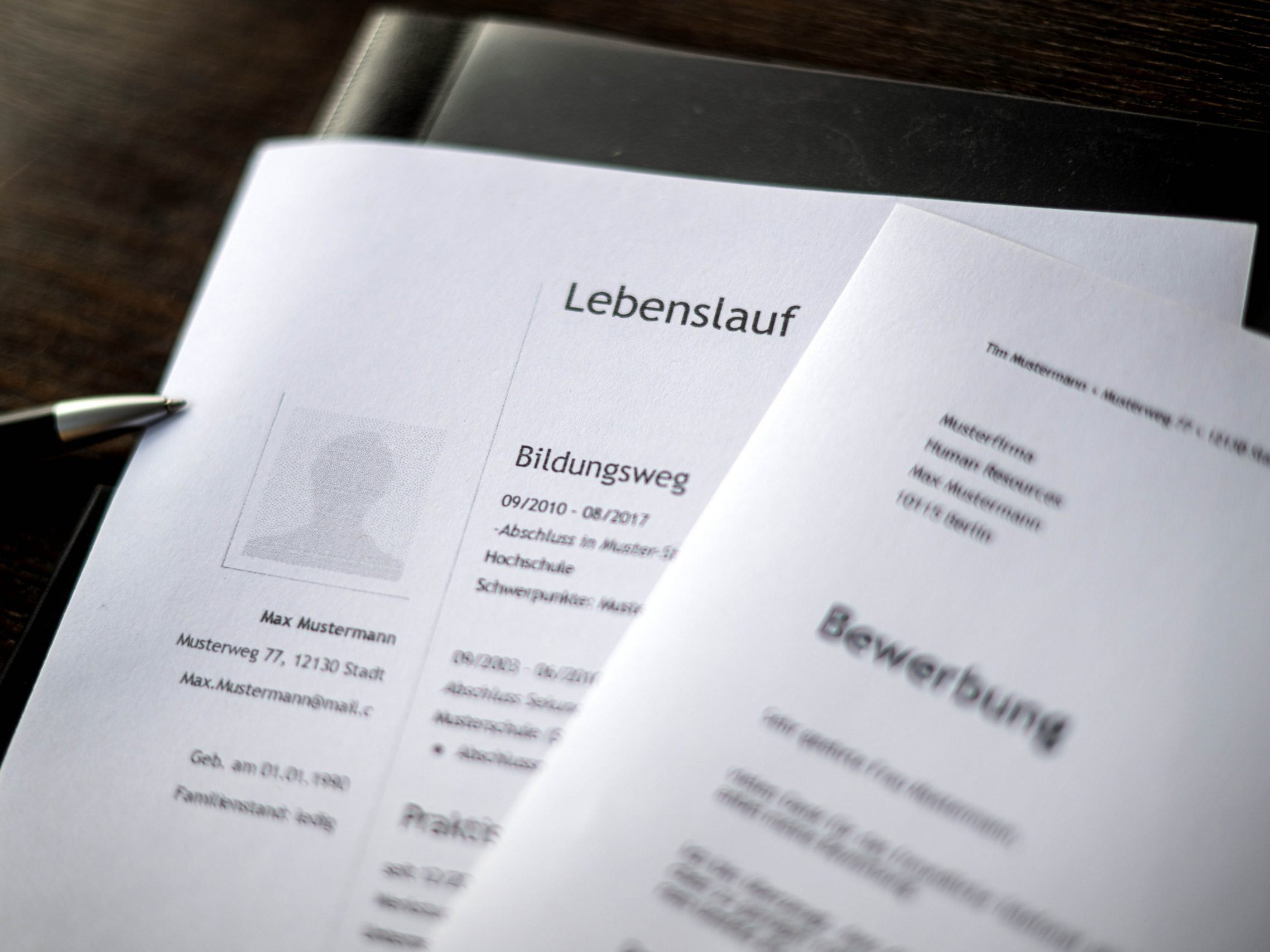 Stepstone räumt mit gängigen Bewerbungsmythen auf.