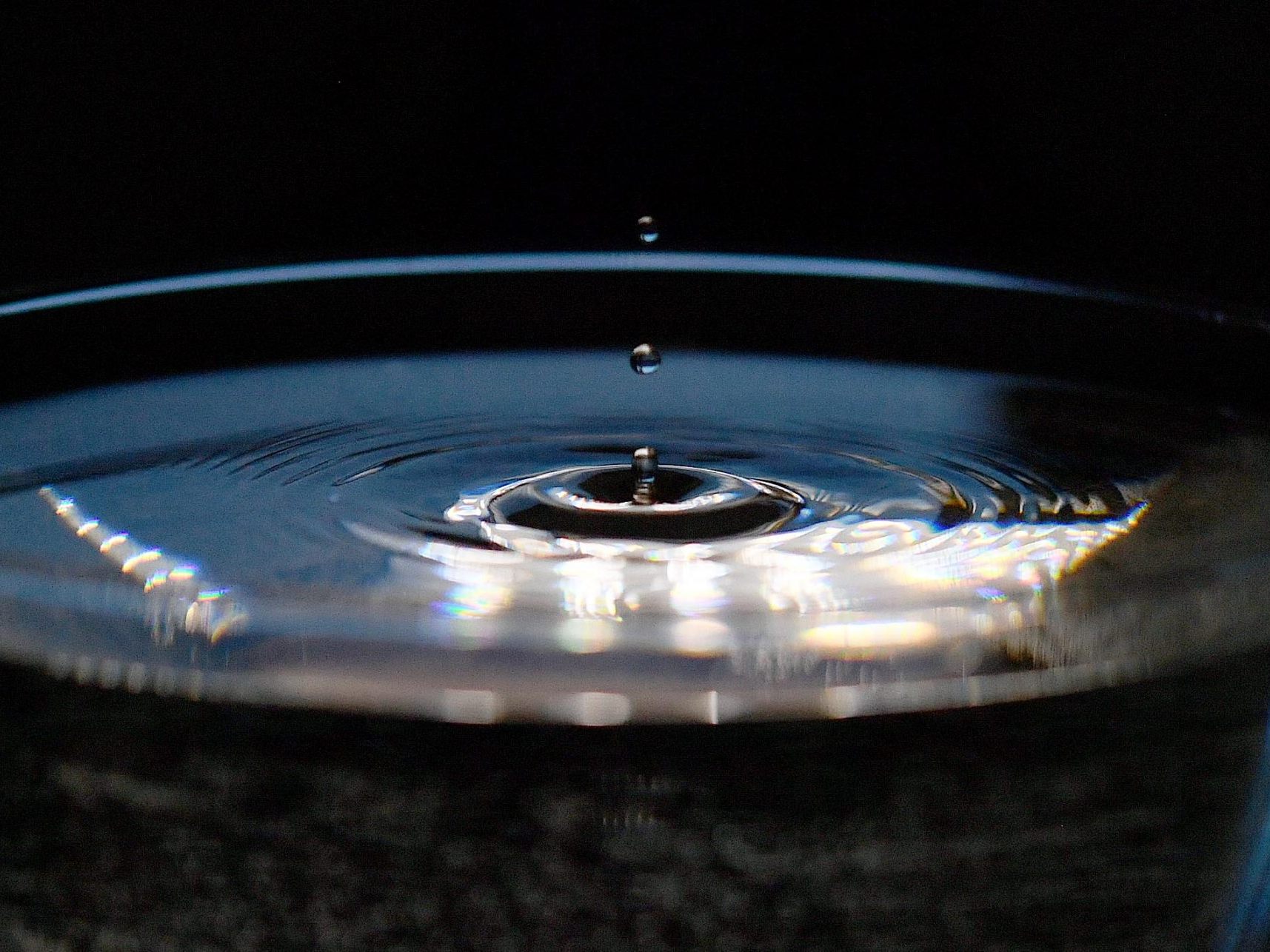 Absdorf kündigte "Maßnahmen zur Wiederherstellung der einwandfreien Qualität des abgegebenen Wassers" an.