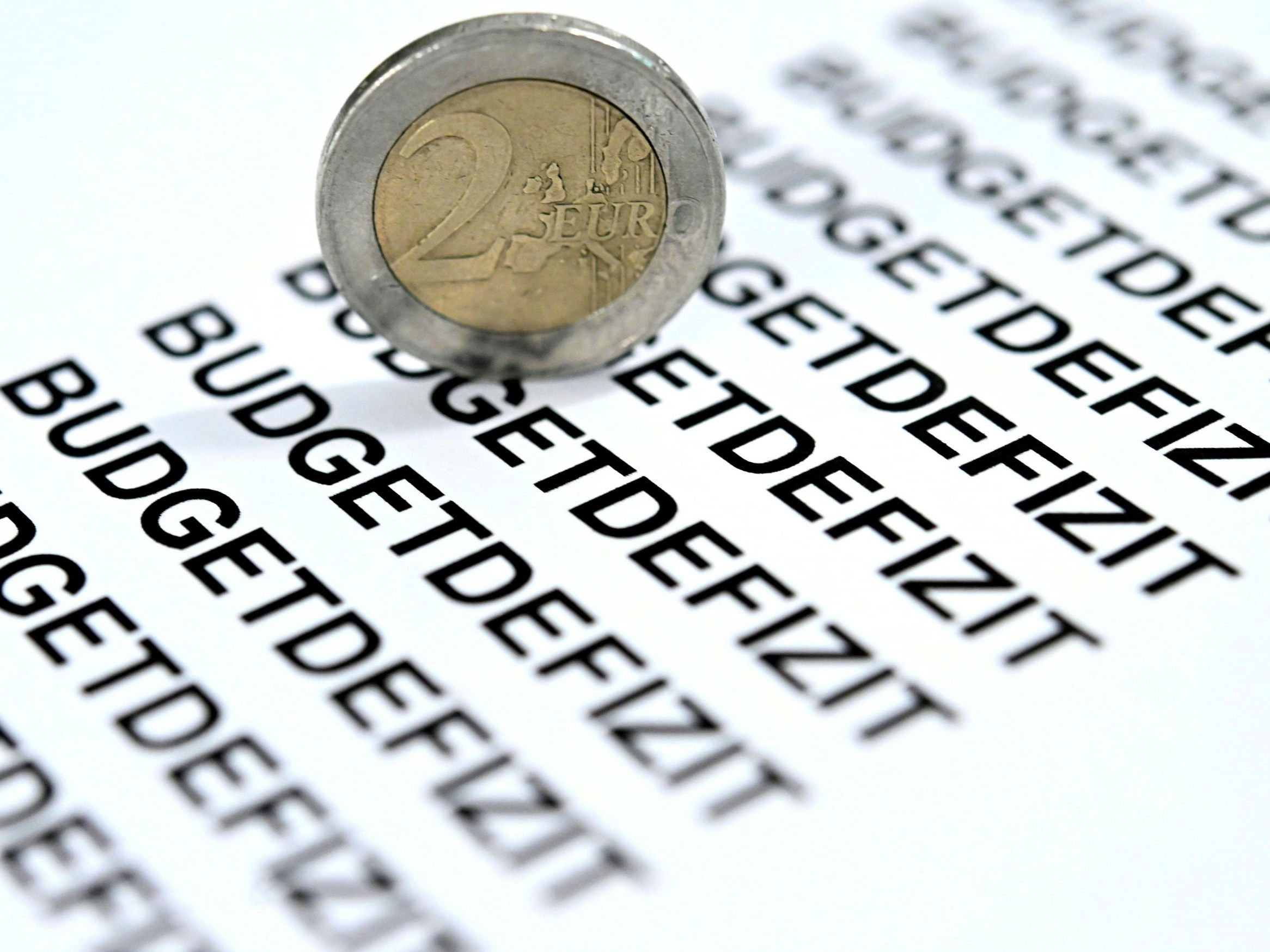 Österreich ordnet sich beim Budget-Defizit nicht unterhalb der Maastricht-Grenze ein.