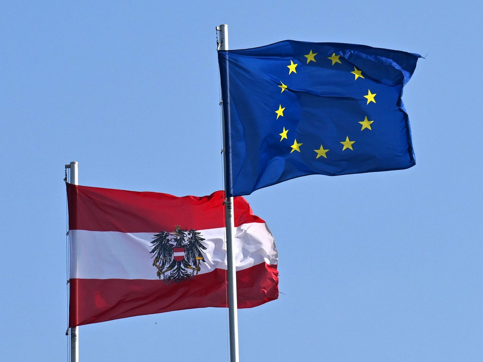 Die EU-Kommission genehmigte weitere 1,6 Mrd. Euro für Österreich.