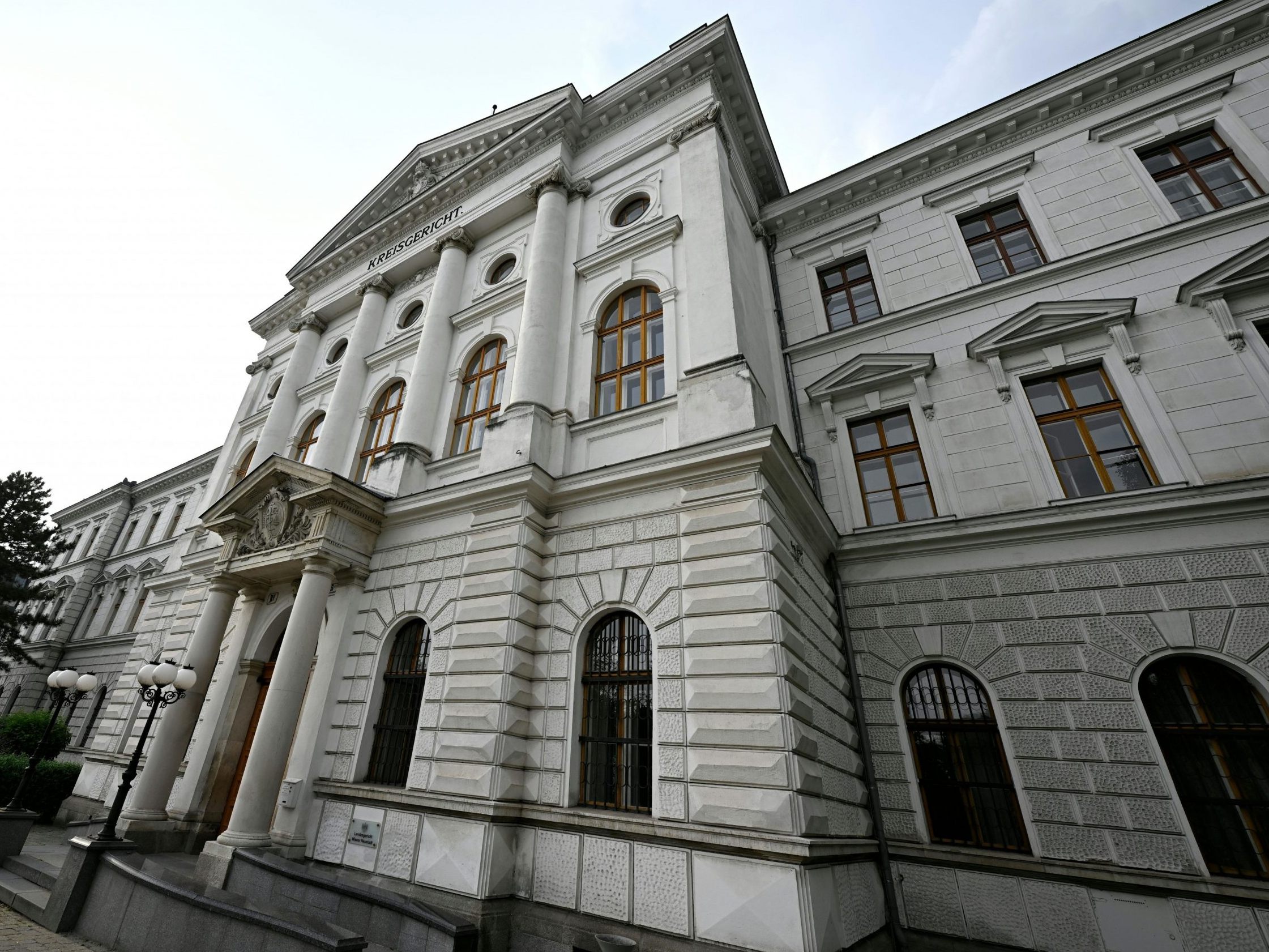 Am Landesgericht Wiener Neustadt startet der Prozess nach dem vereitelten Swift-Anschlag.