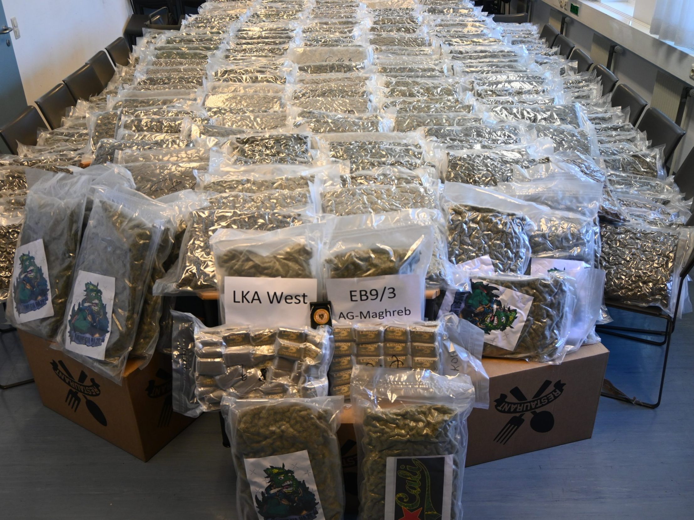 Hunderte Kilo Cannabiskraut wurden sichergestellt.