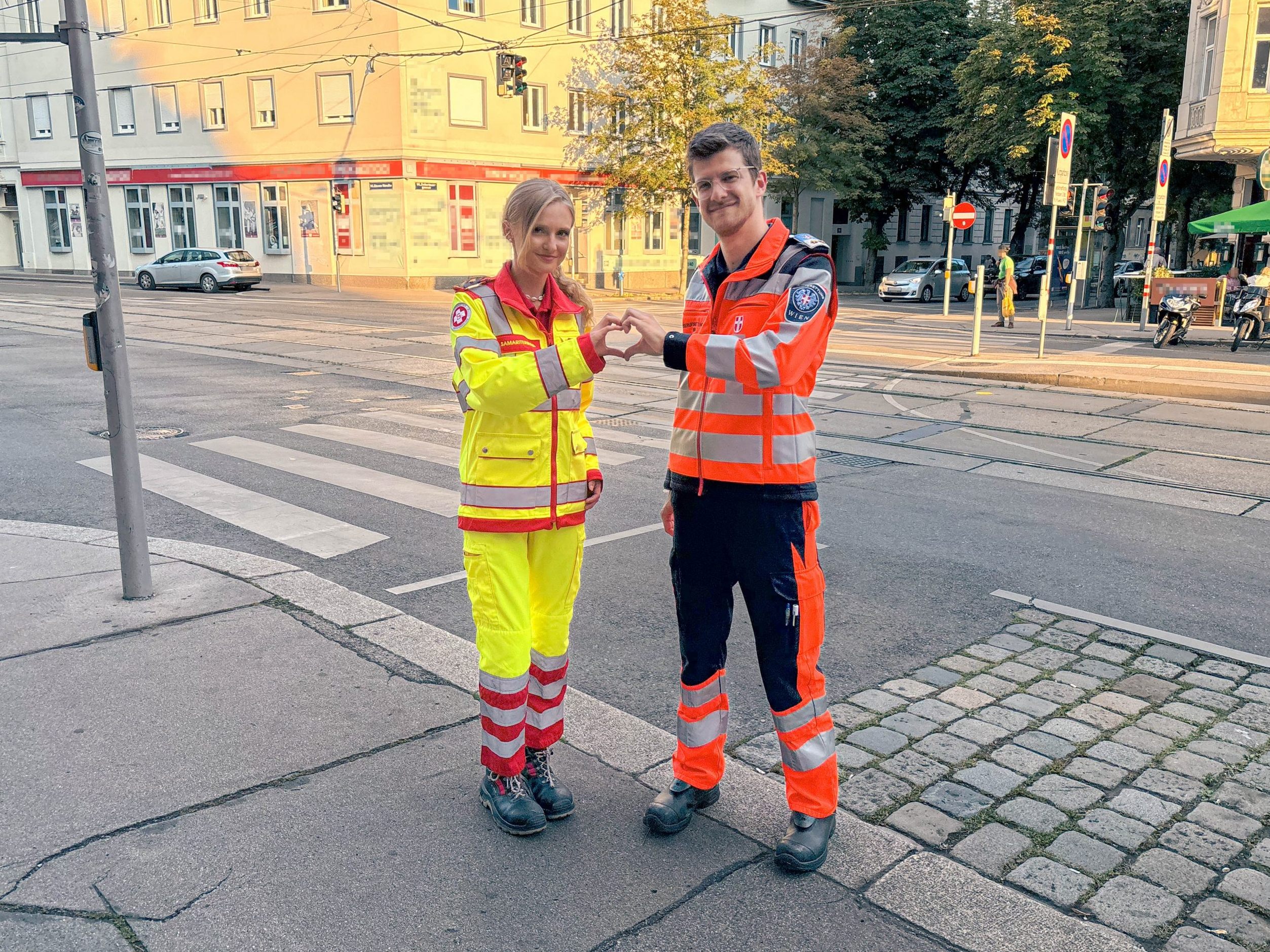 "Unser Herz schlägt füreinander, gemeinsam haben wir ein weiteres wieder zum Schlagen gebracht", freuten sich Franziska und Julian über ihren Einsatz. "Unser Herz schlägt füreinander, gemeinsam haben wir ein weiteres wieder zum Schlagen gebracht", freuten sich Franziska und Julian über ihren Einsatz.