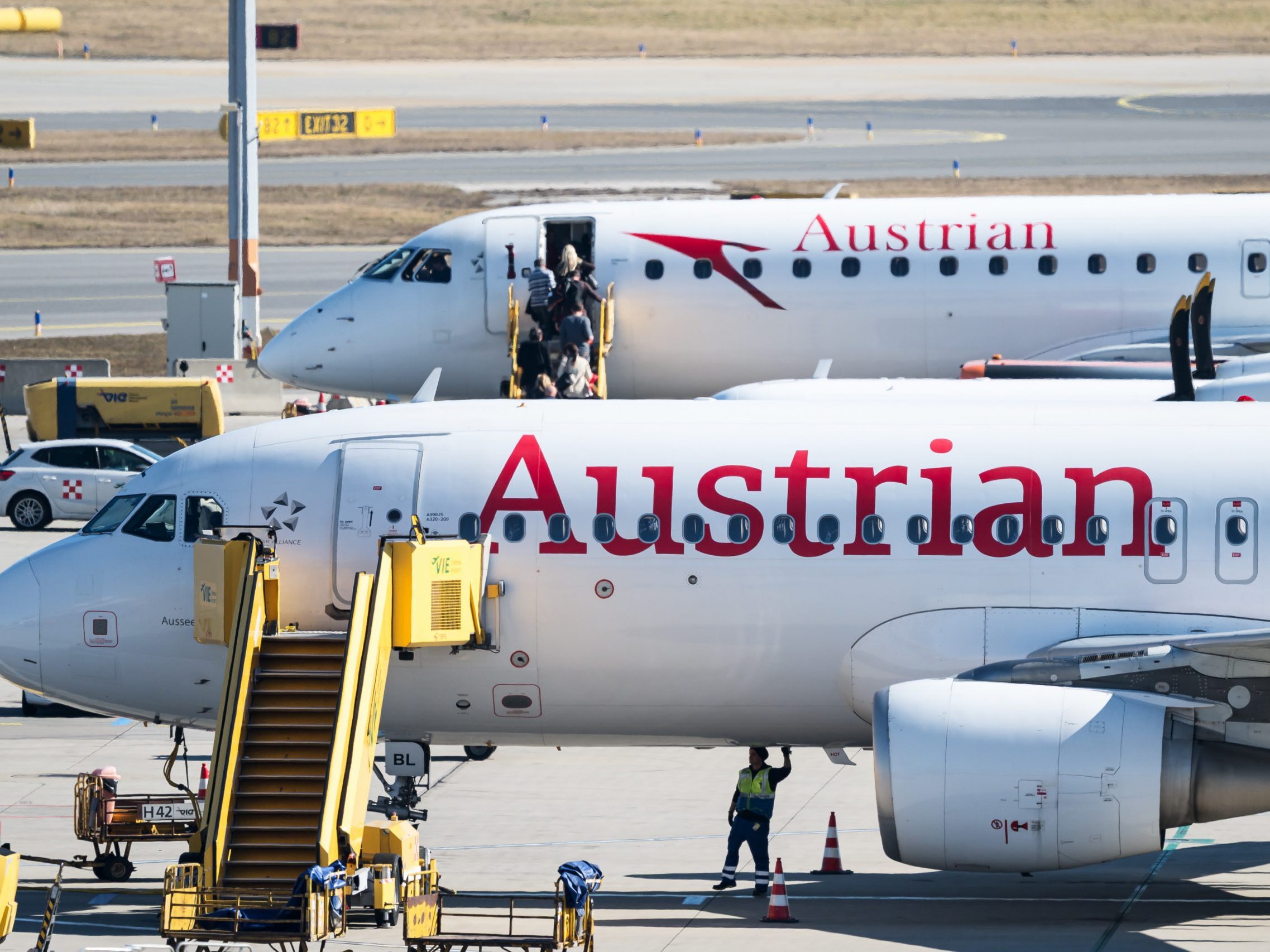 Notrutsche nach Landung ausgelöst – Passagier randaliert an Bord Notrutsche nach Landung ausgelöst – Passagier randaliert an Bord