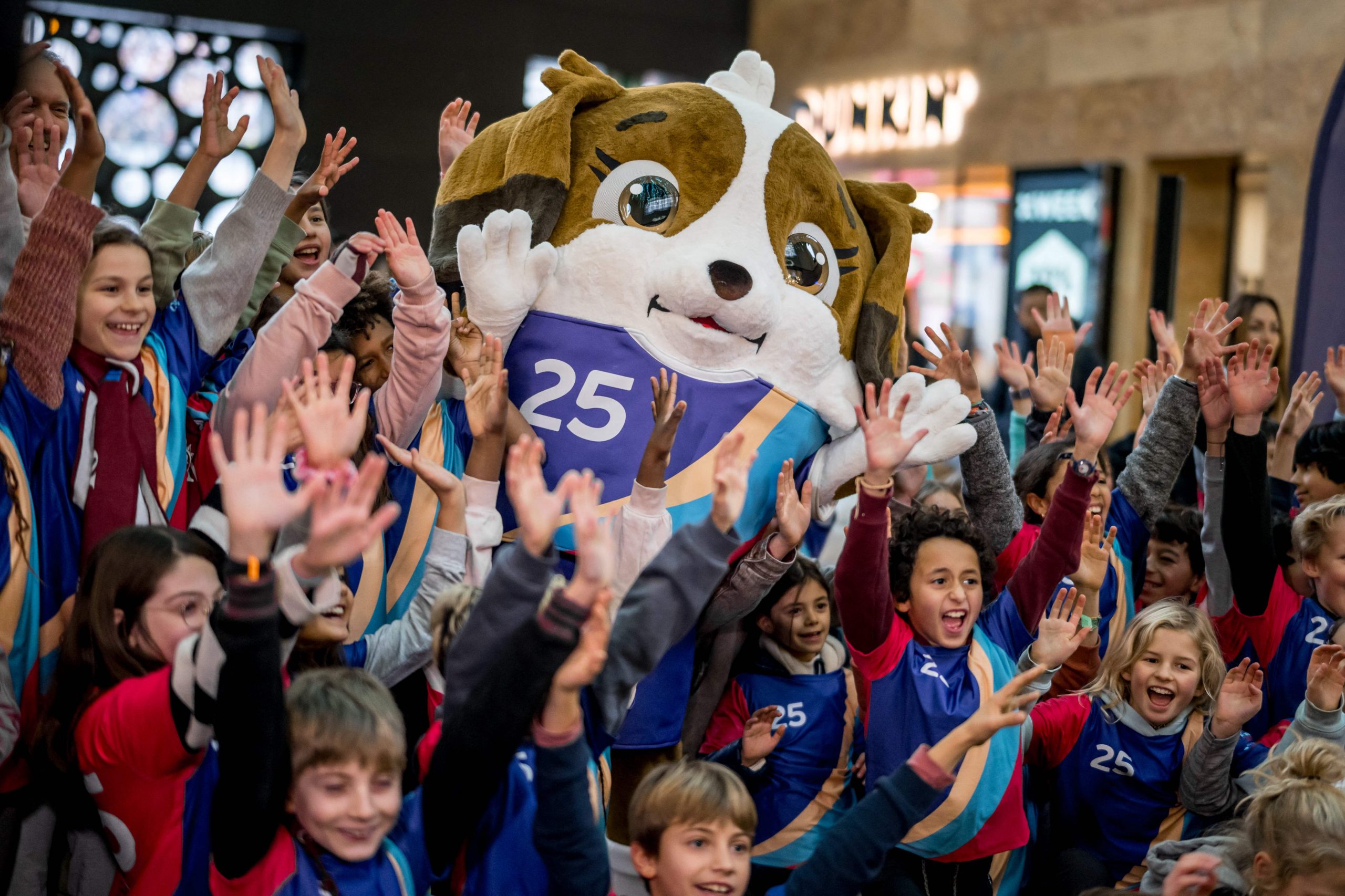 FBL-EURO-2025-WOMEN-UEFA-MASCOT FBL-EURO-2025-WOMEN-UEFA-MASCOT