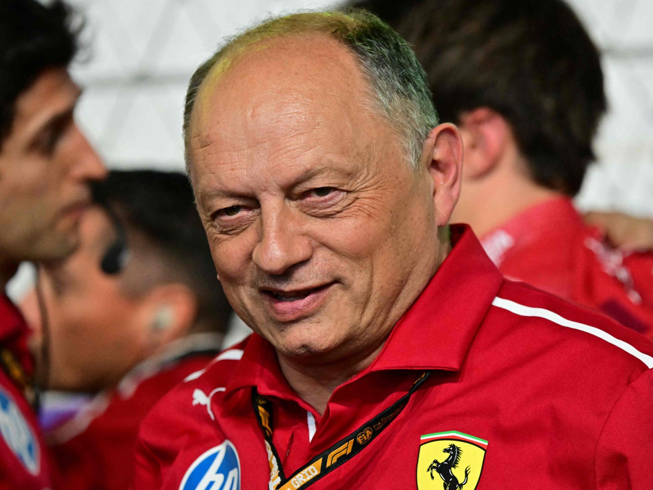 Ferrari hält trotz Krise am Teamchef Frederic Vasseur fest und verlängert den Vertrag um mehrere Jahre.