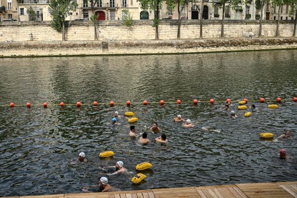 FRANCE-ENVIRONMENT-WEATHER-LEISURE