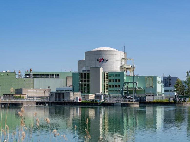 Energie unter Druck: Schweizer AKW wegen Sommerhitze gedrosselt Energie unter Druck: Schweizer AKW wegen Sommerhitze gedrosselt