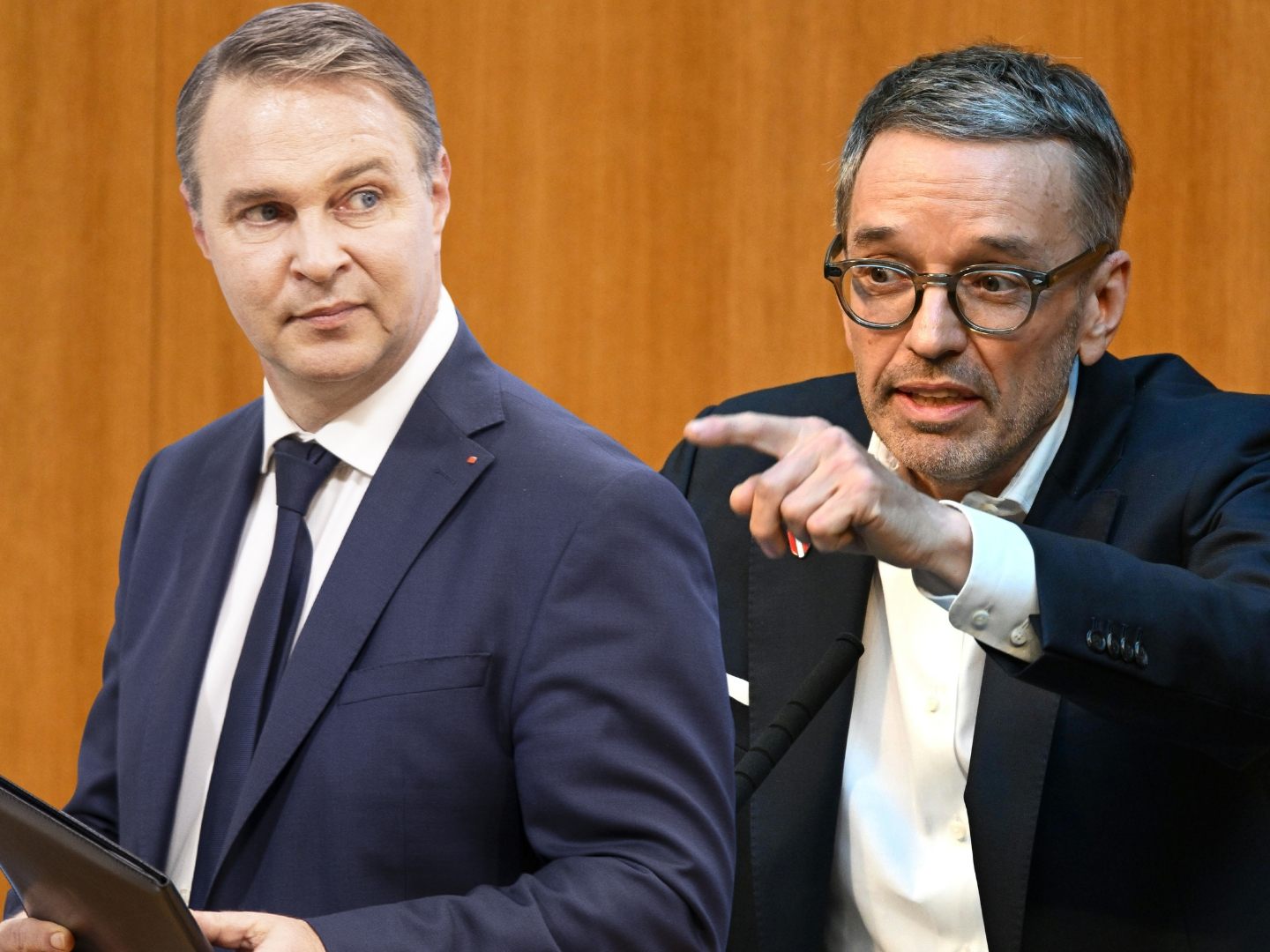 SPÖ-Chef Andreas Babler hat nach der „linke Zecke“-Aussage von FPÖ-Obmann Herbert Kickl rechtliche Schritte eingeleitet. SPÖ-Chef Andreas Babler hat nach der „linke Zecke“-Aussage von FPÖ-Obmann Herbert Kickl rechtliche Schritte eingeleitet.