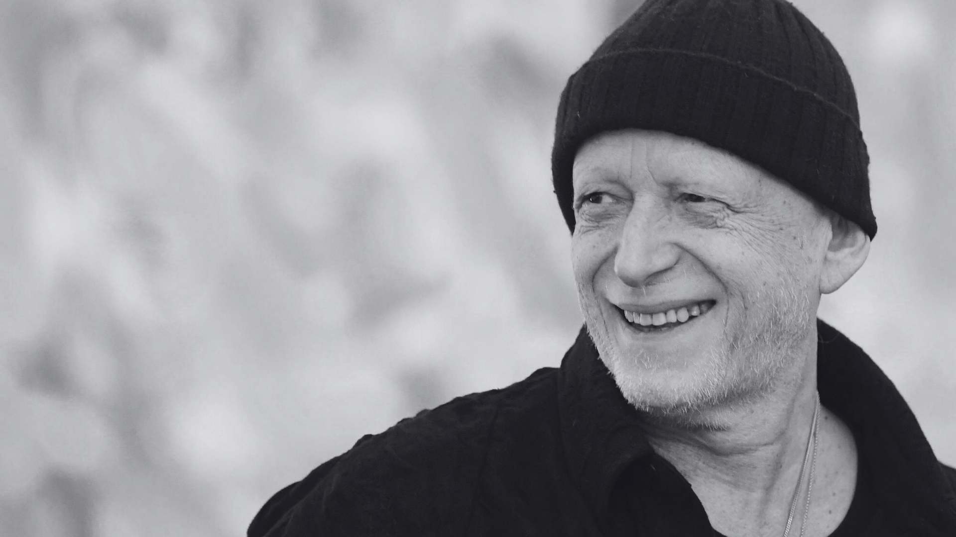 Umrl je pomemben avstrijski slikar Herbert Brandl