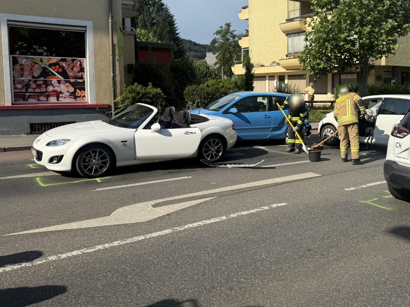 Bei dem Verkehrsunfall in Höchst waren vier Pkw beteiligt.