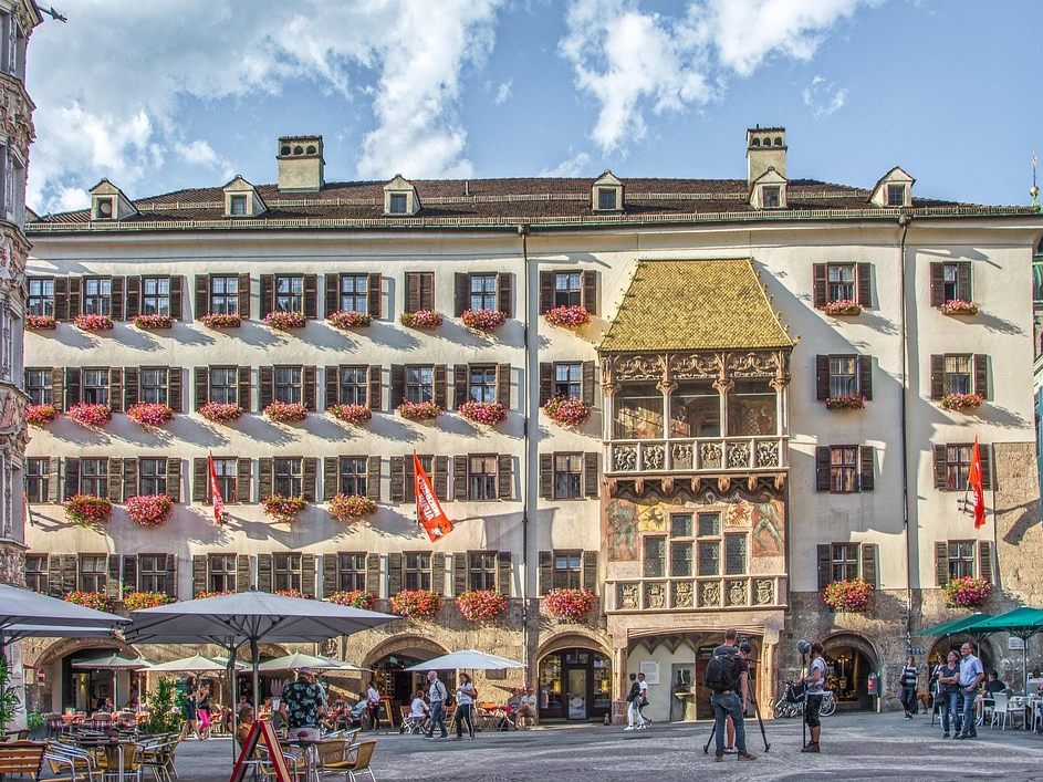 Der Innsbrucker Gemeinderat segnete die Song Contest-Bewerbung ab. Der Innsbrucker Gemeinderat segnete die Song Contest-Bewerbung ab.