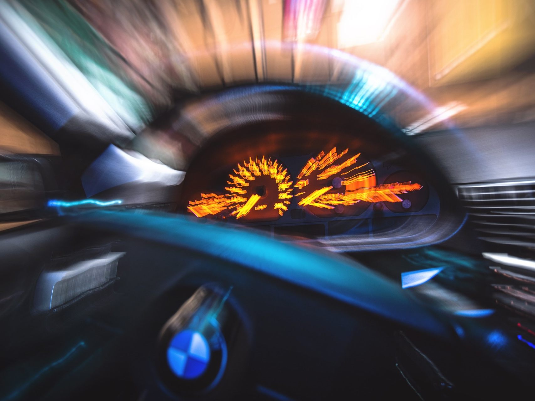 Der Jugendliche überholte eine Zivilstreife mit über 200 km/h.