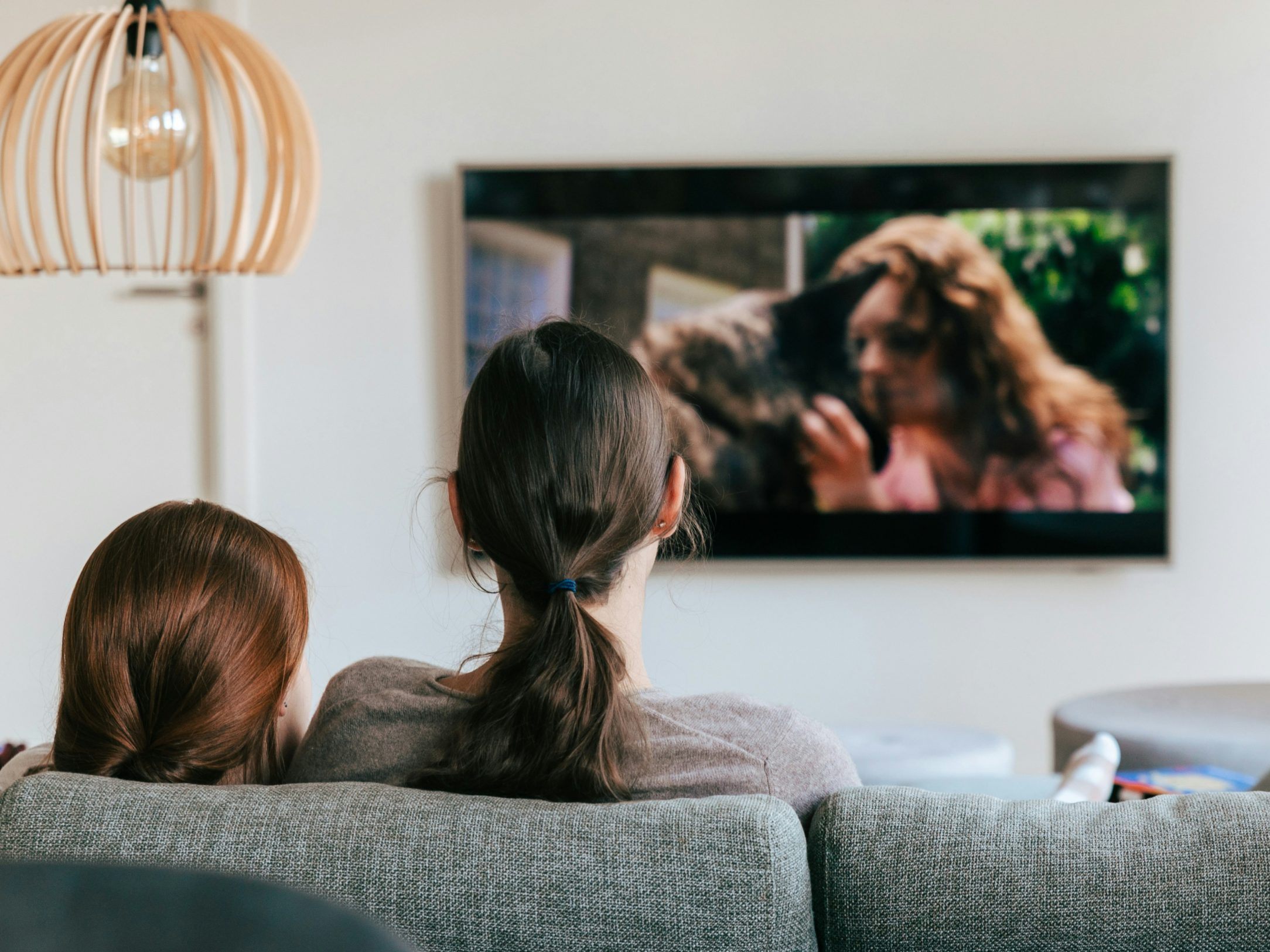 ARD reduziert Samstagabend-Shows. Die Kürzungen betreffen beliebte Formate, der neue Fokus liegt auf Mediathek-Inhalten und neuen Shows. ARD reduziert Samstagabend-Shows. Die Kürzungen betreffen beliebte Formate, der neue Fokus liegt auf Mediathek-Inhalten und neuen Shows.