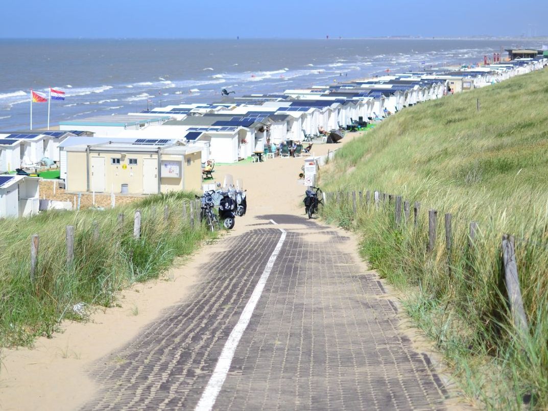 Bewohner von Zandvoort melden fiktive Straßensperren bei Google Maps, um Touristen fernzuhalten. (Symbolbild)