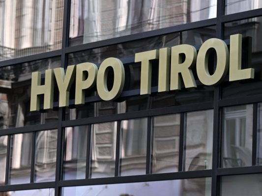 Die Hypo Tirol Bank hat einen neuen Dreiervorstand Die Hypo Tirol Bank hat einen neuen Dreiervorstand