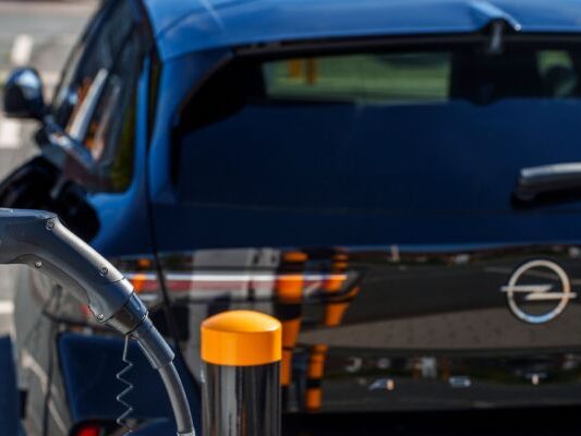 Opel begründet den Strategiewechsel mit der Nachfrage der Kunden