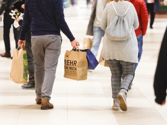 Vor allem beim Einzelhandel reales Umsatzwachstum verzeichnet Vor allem beim Einzelhandel reales Umsatzwachstum verzeichnet
