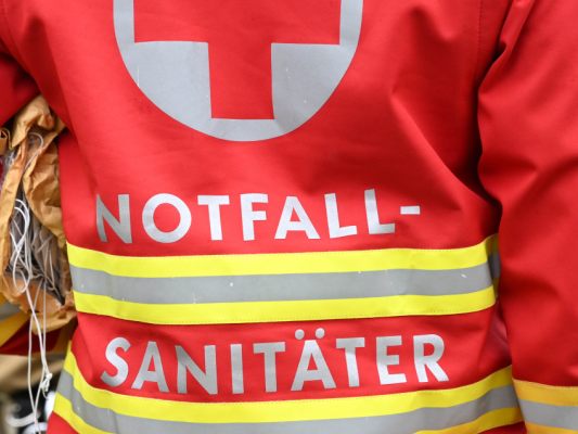 Das Rote Kreuz kümmerte sich um die Verletzten.