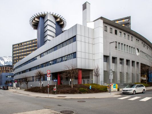 Der Bub wurde in die Innsbrucker Klinik geflogen