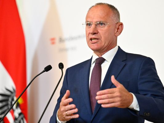 Innenminister Karner: "Wir kriegen sie praktisch alle" Innenminister Karner: "Wir kriegen sie praktisch alle"