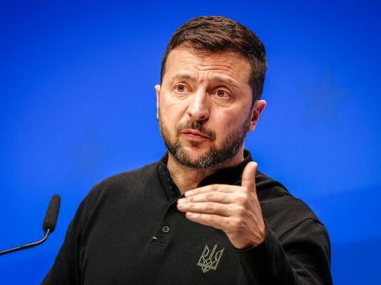 Der ukrainische Präsident warnt vor neuen russischen Offensiven