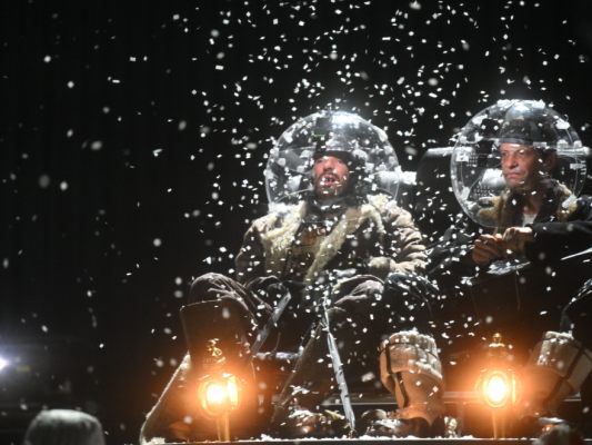 Im "Schneesturm": Filipp Avdeev und August Diehl Im "Schneesturm": Filipp Avdeev und August Diehl
