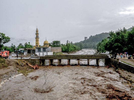 Schwere Schäden durch Sturzfluten in Pakistan: Weiterer Regen kommt Schwere Schäden durch Sturzfluten in Pakistan: Weiterer Regen kommt