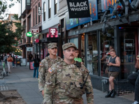Nationalgardisten ziehen durch Washington